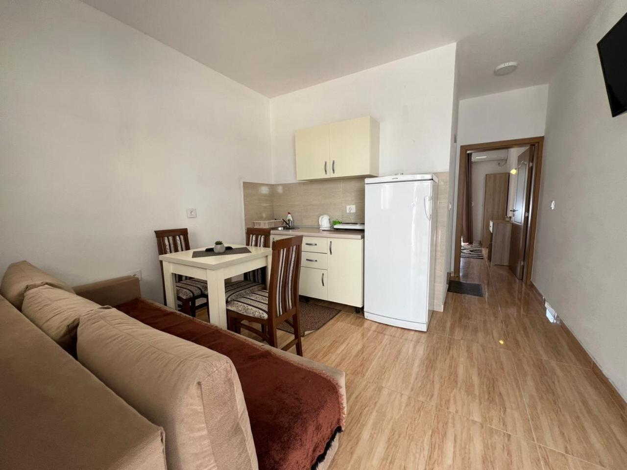 Kontiki Apartments Ulcinj Zewnętrze zdjęcie