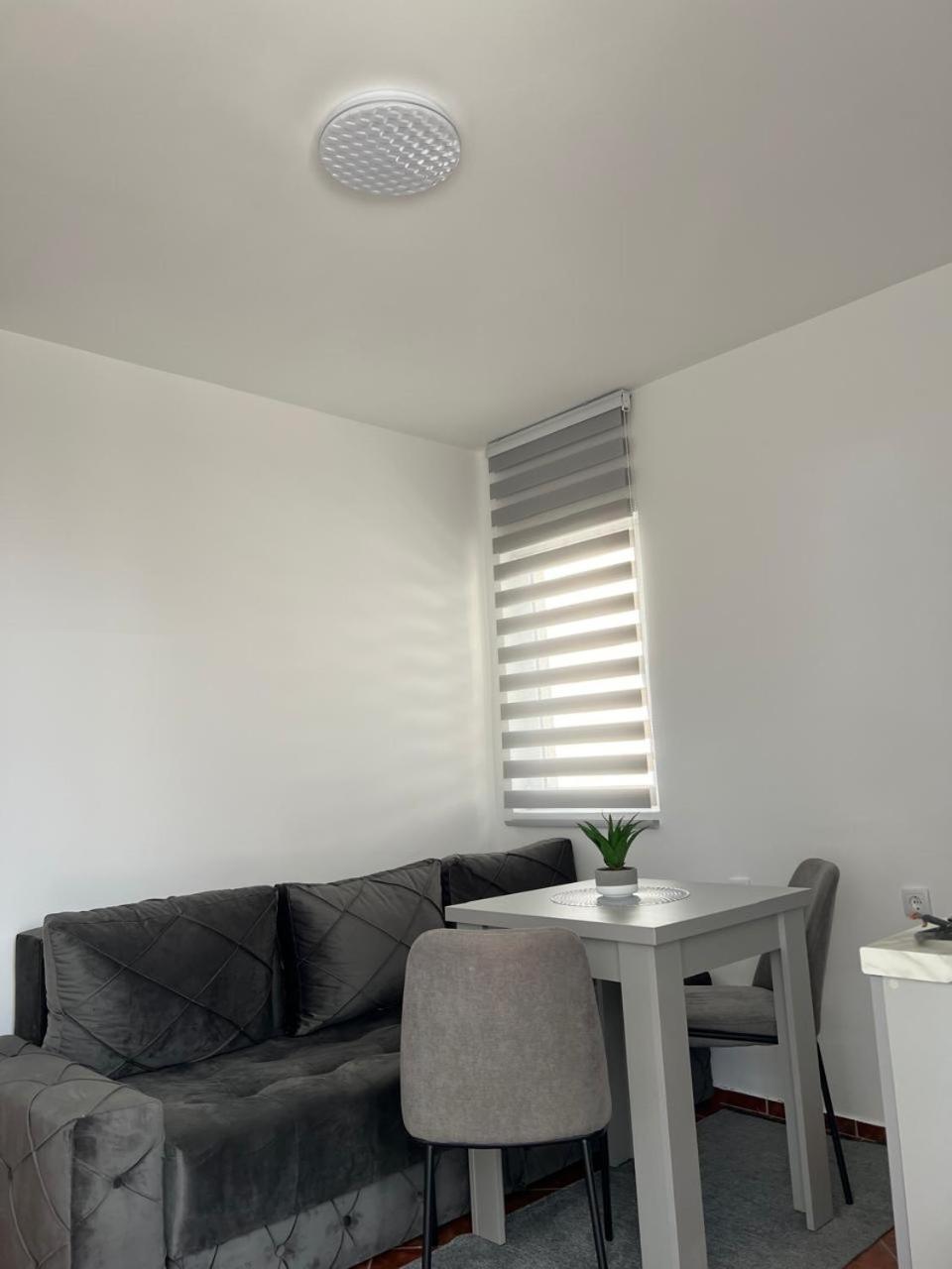 Kontiki Apartments Ulcinj Zewnętrze zdjęcie